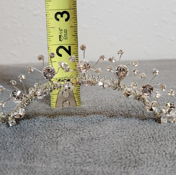 Erin Cole Swarovski Crystal Spray Tiaria Comb - Picture 4 of 4